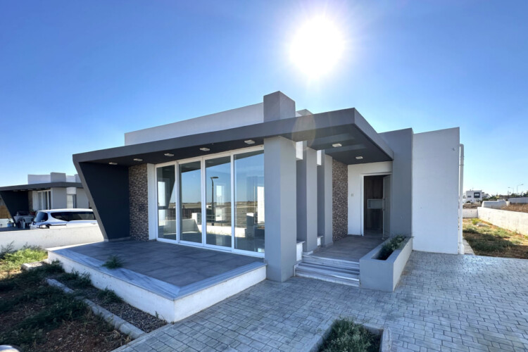 3+1 villa with landscaping  design and garden in the Mutluyaka area*