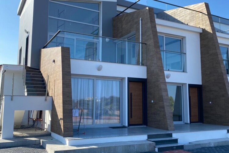 Duplex apartment 2+1 in Alsancak