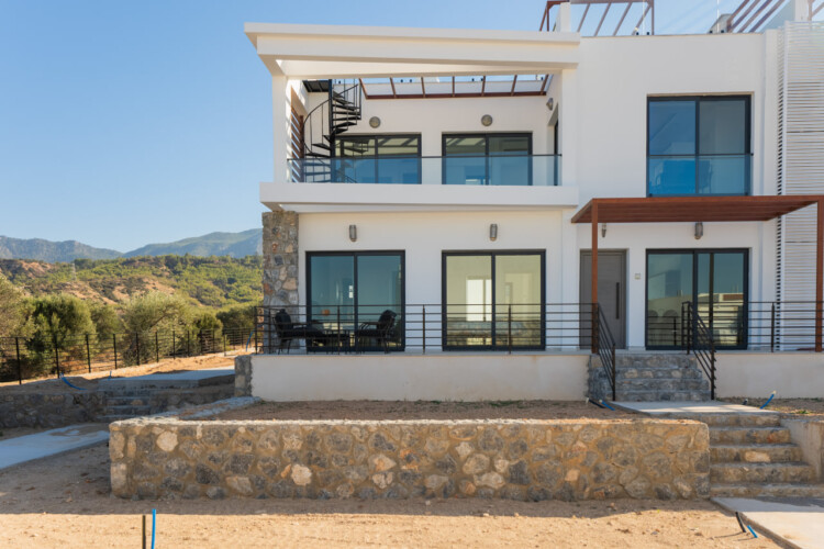 3-bedroom apartment just 750 meters away from the sea