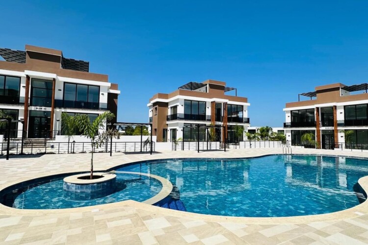 Apartment 2+1 with private garden (not furnished)