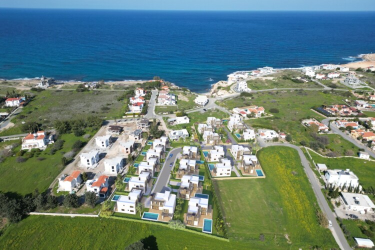 Furnished 4 bedroom villa in Karsiyaka area